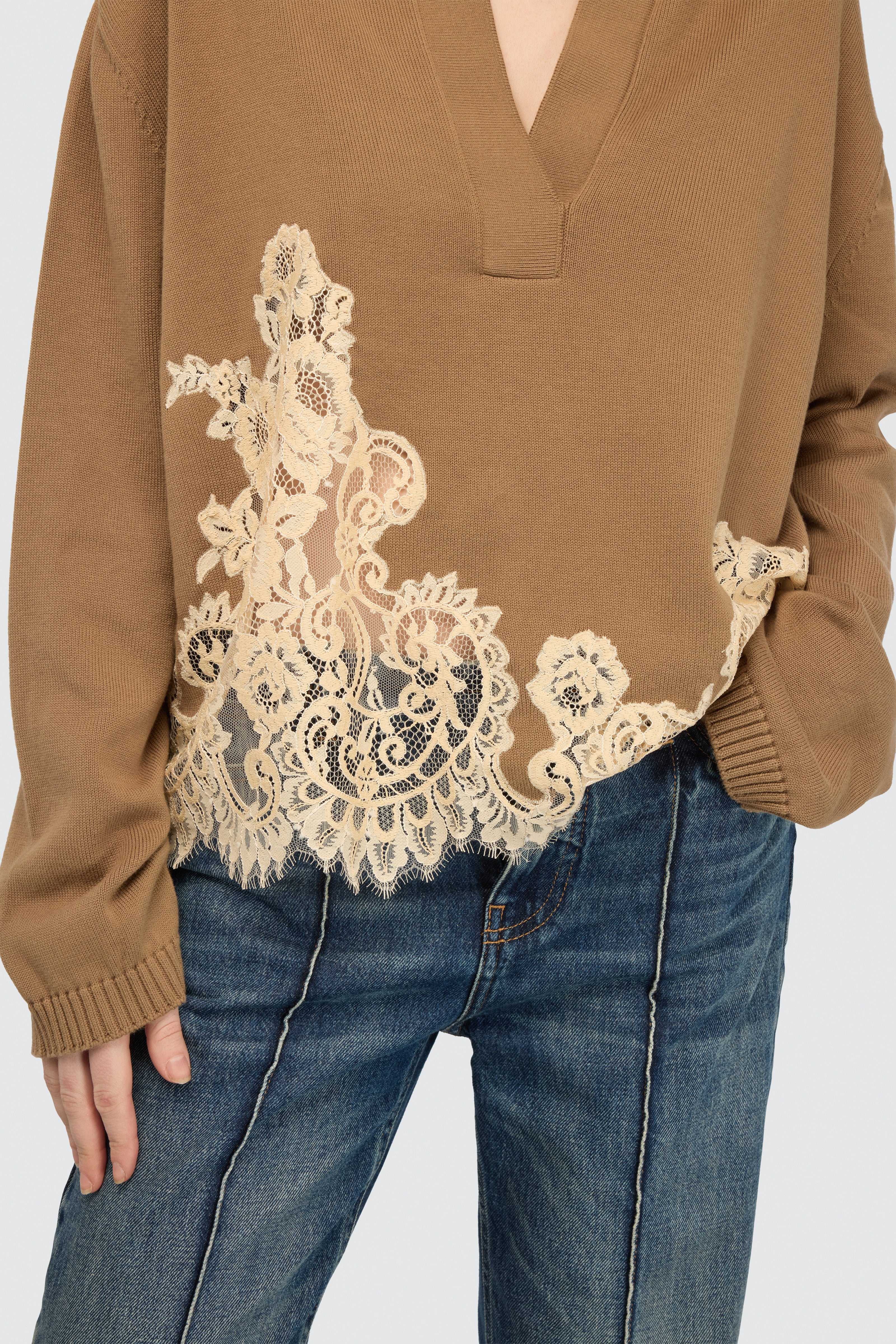 POLO-CON-FONDO-IN-PIZZO