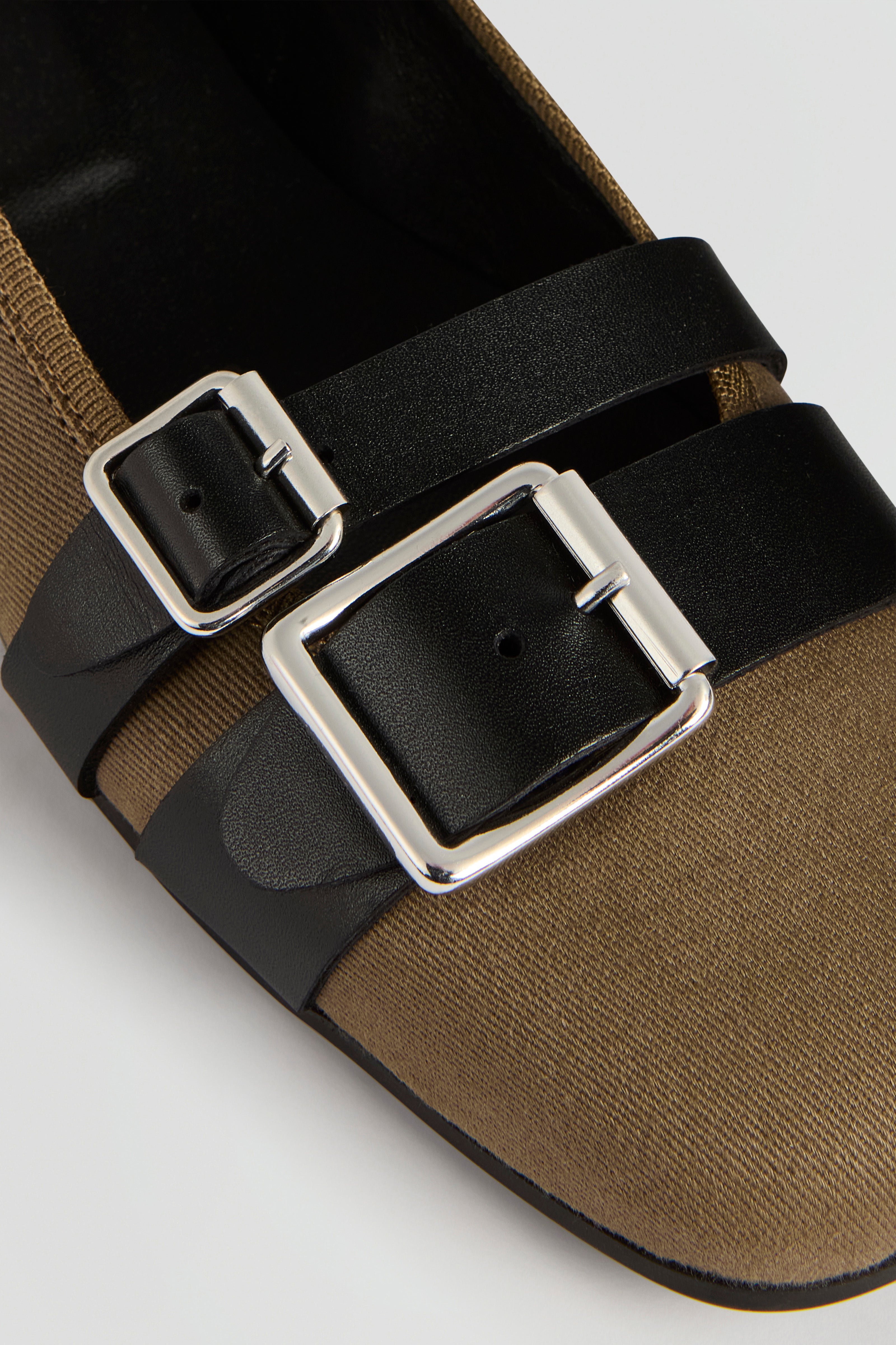 S6YY6SZ17T17-0