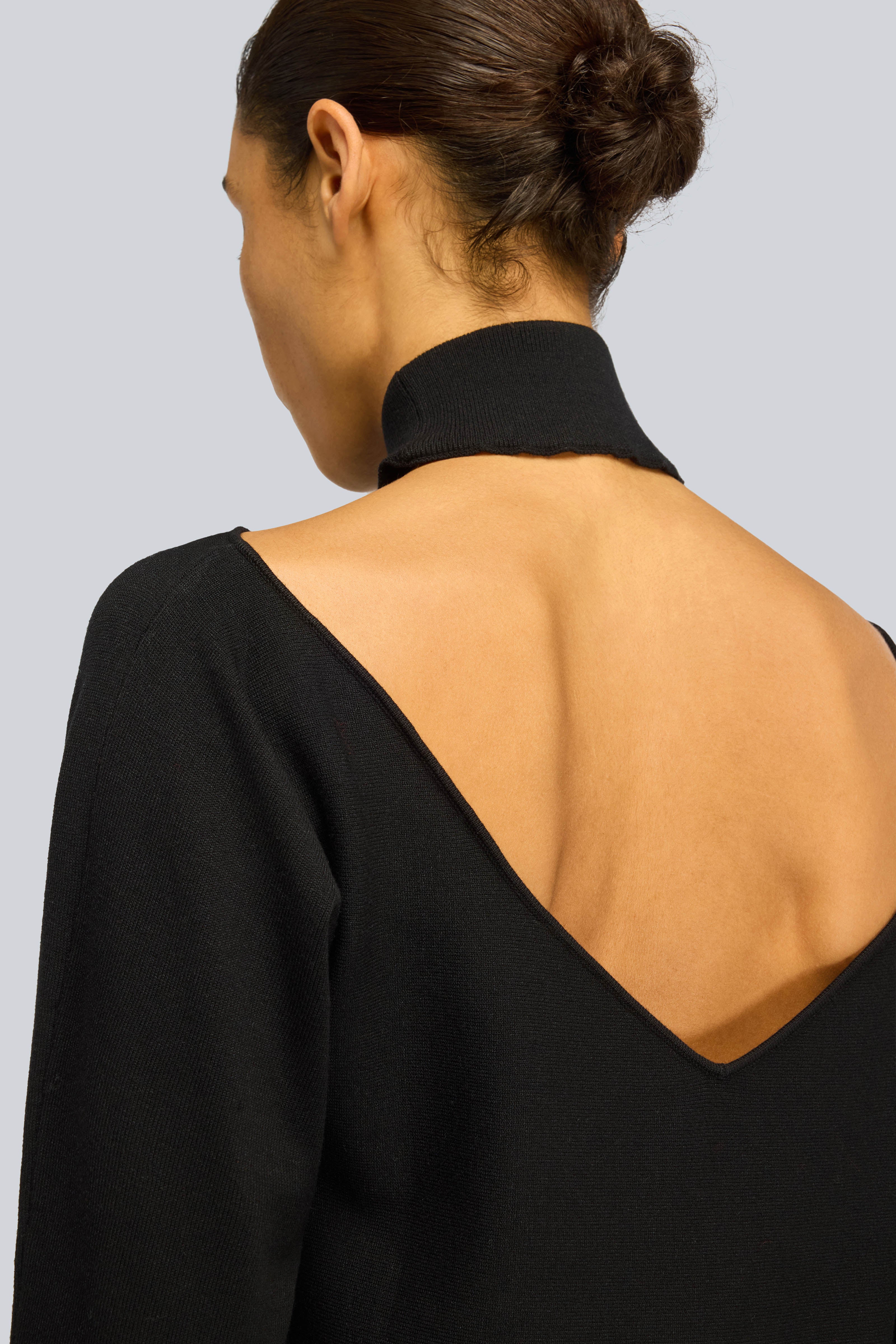 MAGLIA-BLACHE